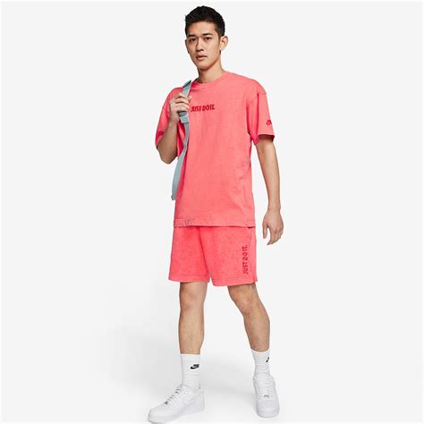 Achieve Maximum Comfort with the Embrr Nike Shirt